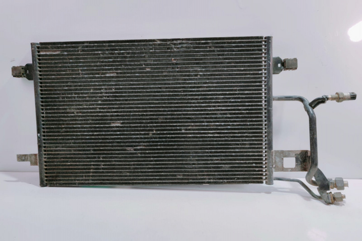 Radiator Clima 8D0260401H Volkswagen VW Passat B5 [1996 - 2000]