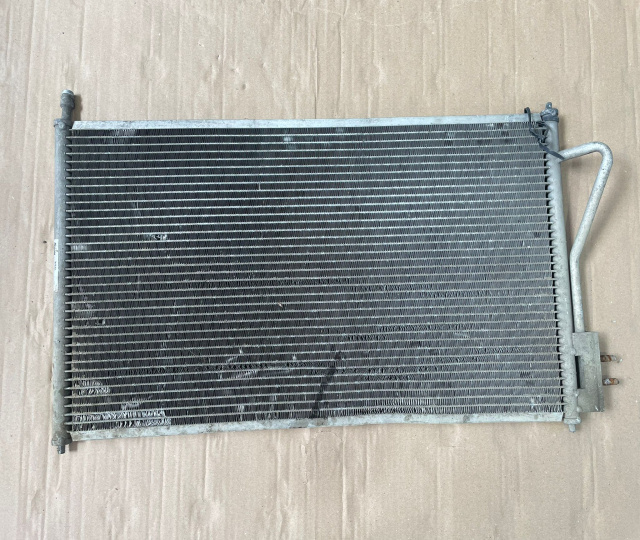 Radiator clima AC 733792 Ford Focus [1998 - 2004] wagon 5-usi 1.8 TDi MT (75 hp)