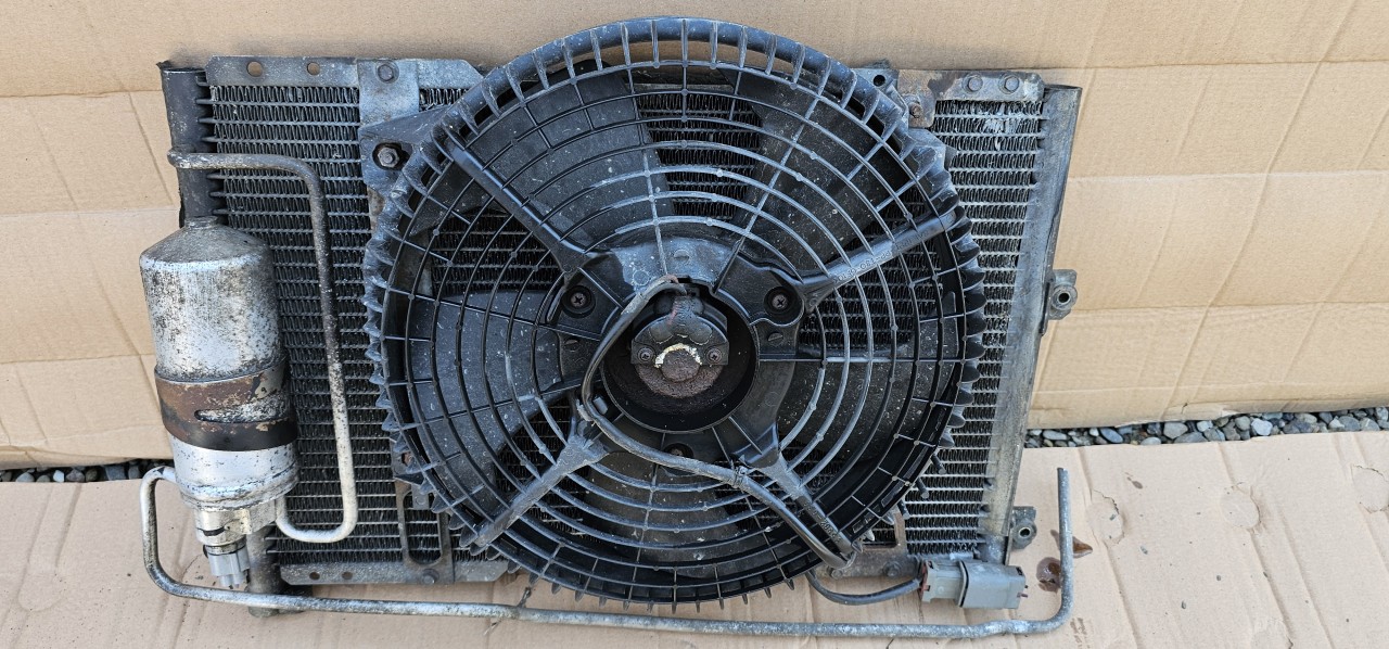 Radiator clima ac cu electroventilator Suzuki Jimny 1.3 benzina 1998 1999 2000 2001 2002 2003 2004