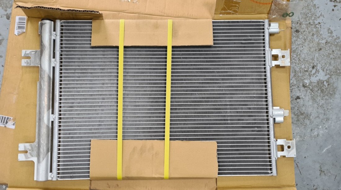 Radiator clima Ac Nou Valeo Dacia Logan Sandero 2007 2008 2009 2010 2011 2012