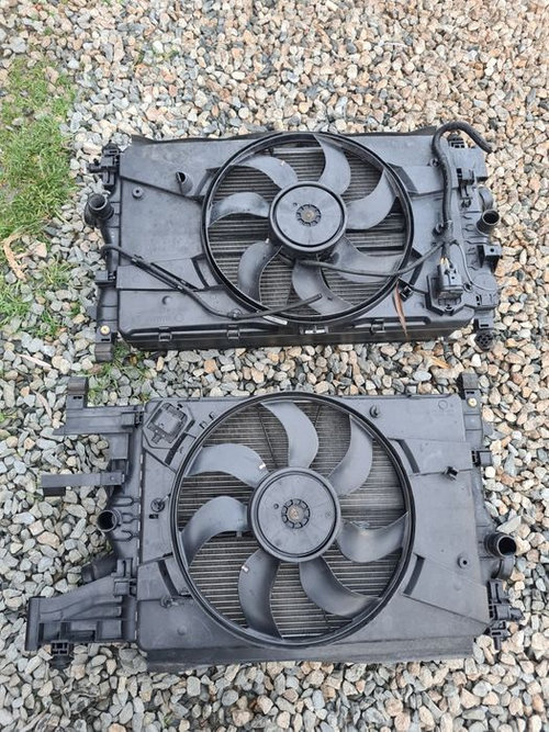 Radiator clima aer conditionat Opel Astra J
