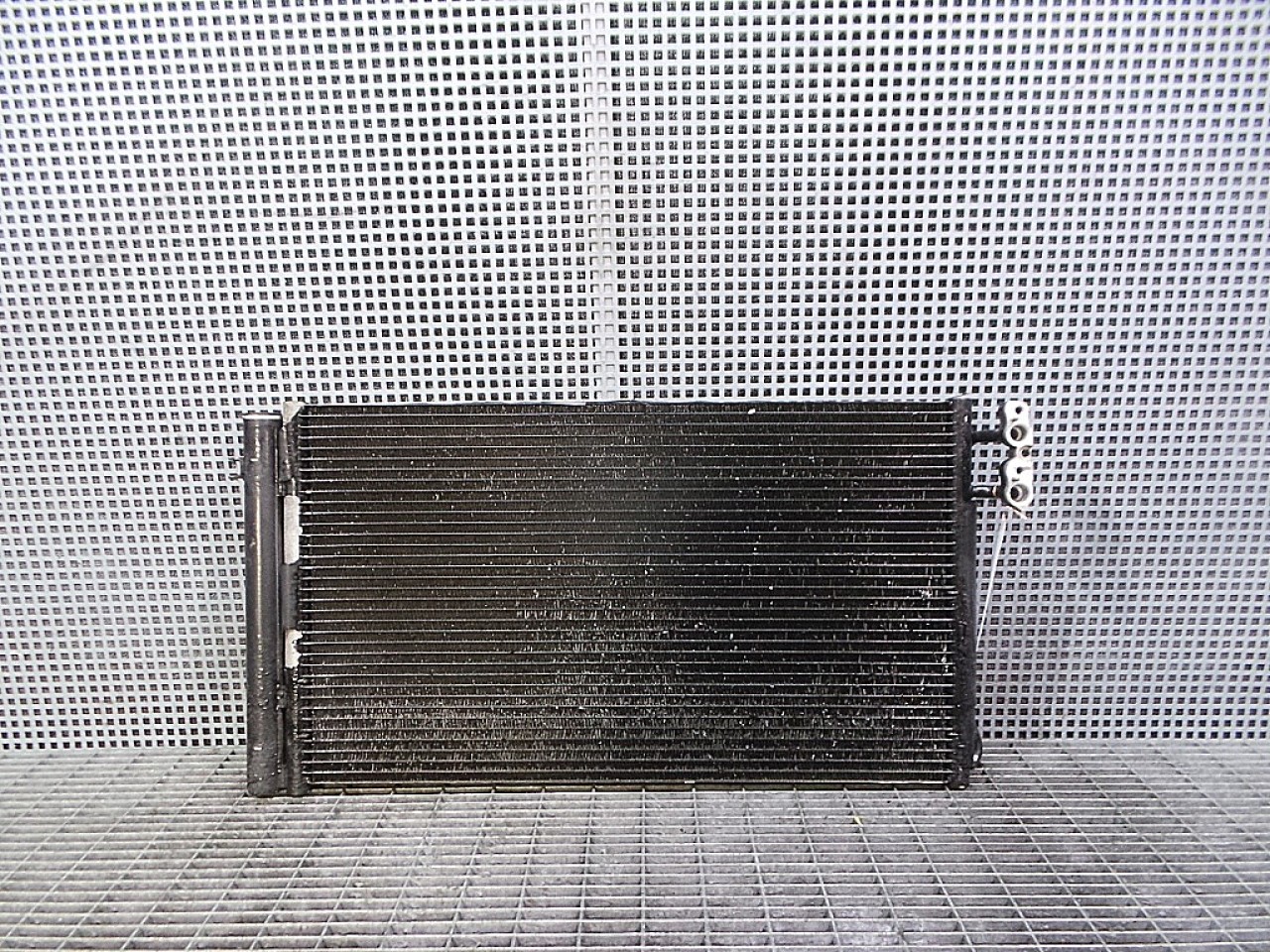 RADIATOR CLIMA BMW SERIA 3 E 90 2.0 D - (2004 2007)