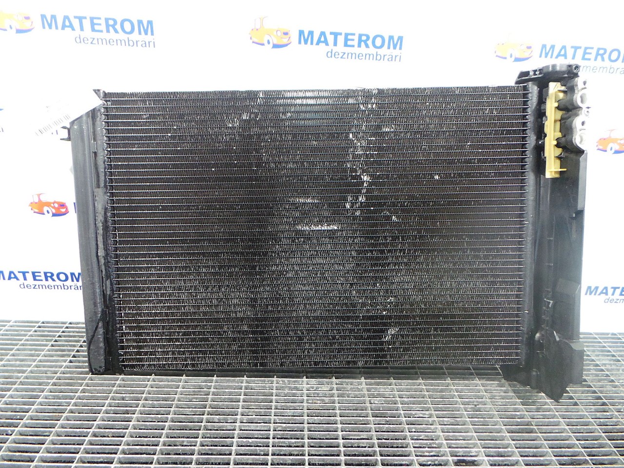 RADIATOR CLIMA BMW SERIA 3 E 90 2.0 INJ - (2004 2007)