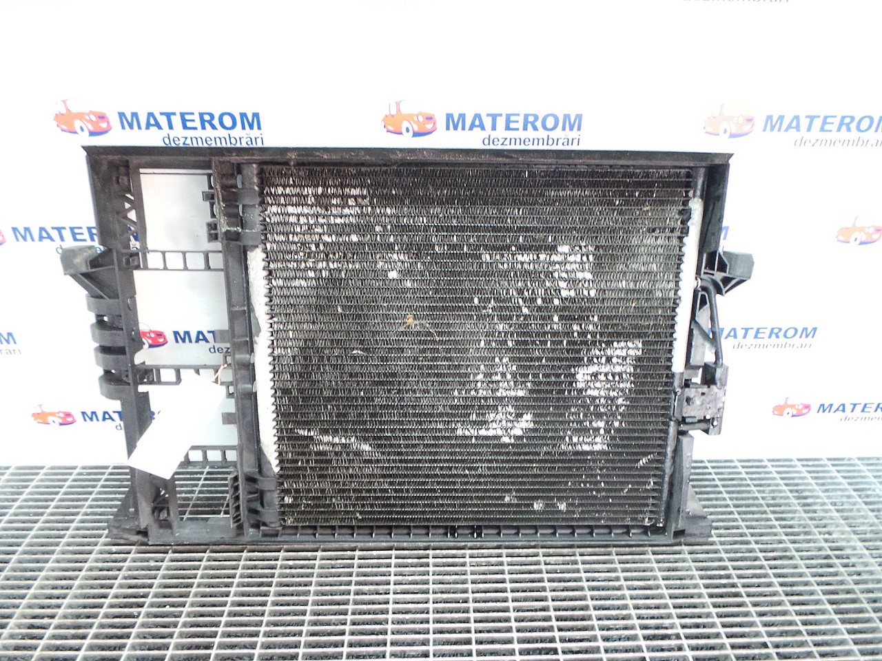 RADIATOR CLIMA BMW SERIA 5 E 39 SERIA 5 E 39 2.2 INJ - (2000 2003)