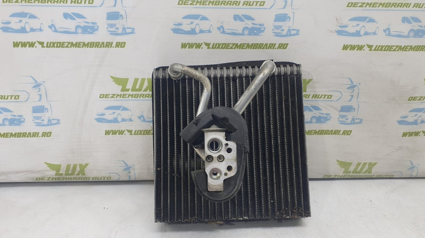 Radiator clima bord 1k0820679 Audi A3 8P/8PA [facelift] [2004 - 2008] Sportback hatchback 5-usi 1.9 TDI MT (105 hp) BLS