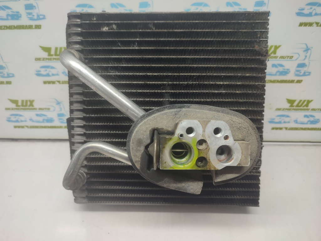 Radiator clima bord 1k0820679 Volkswagen VW Golf 5 [2003 - 2009] 1.9 tdi BKC