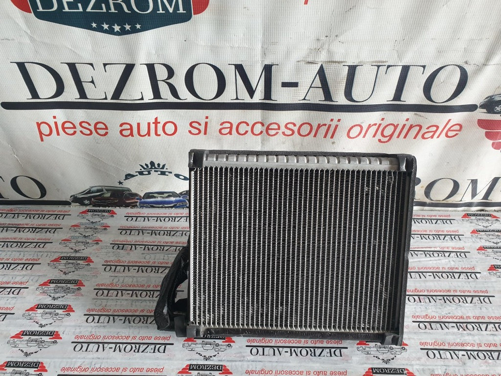 Radiator clima bord Audi A6 C7 S6 4.0 quattro 420/450cp cod piesa : 4G0820181A