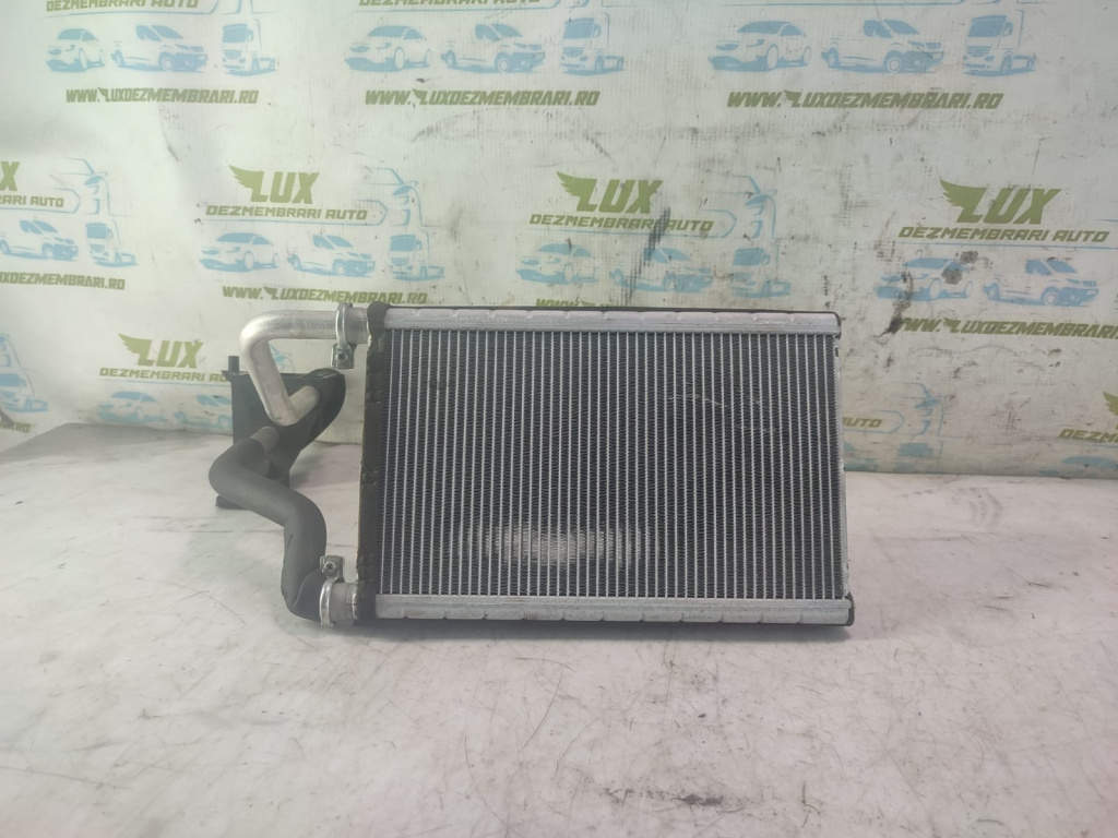 Radiator clima bord BMW Seria 3 E91 [2004 - 2010] 2.0 d n47d20a