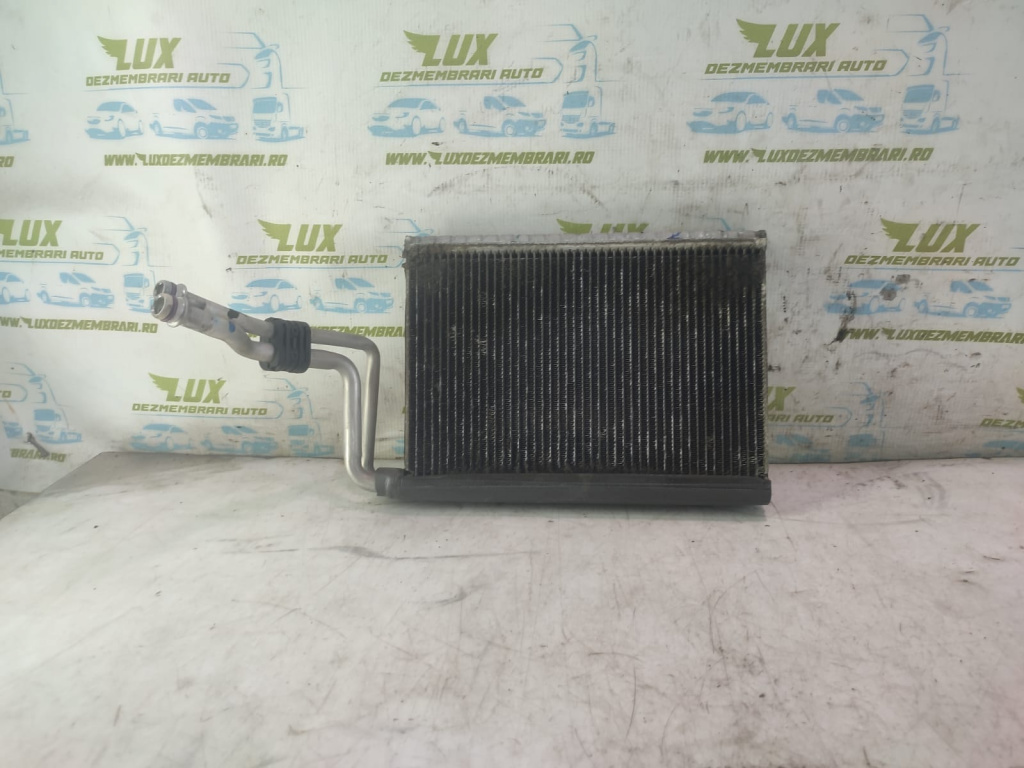Radiator clima bord BMW Seria 3 E91 [2004 - 2010] 2.0 d n47d20a
