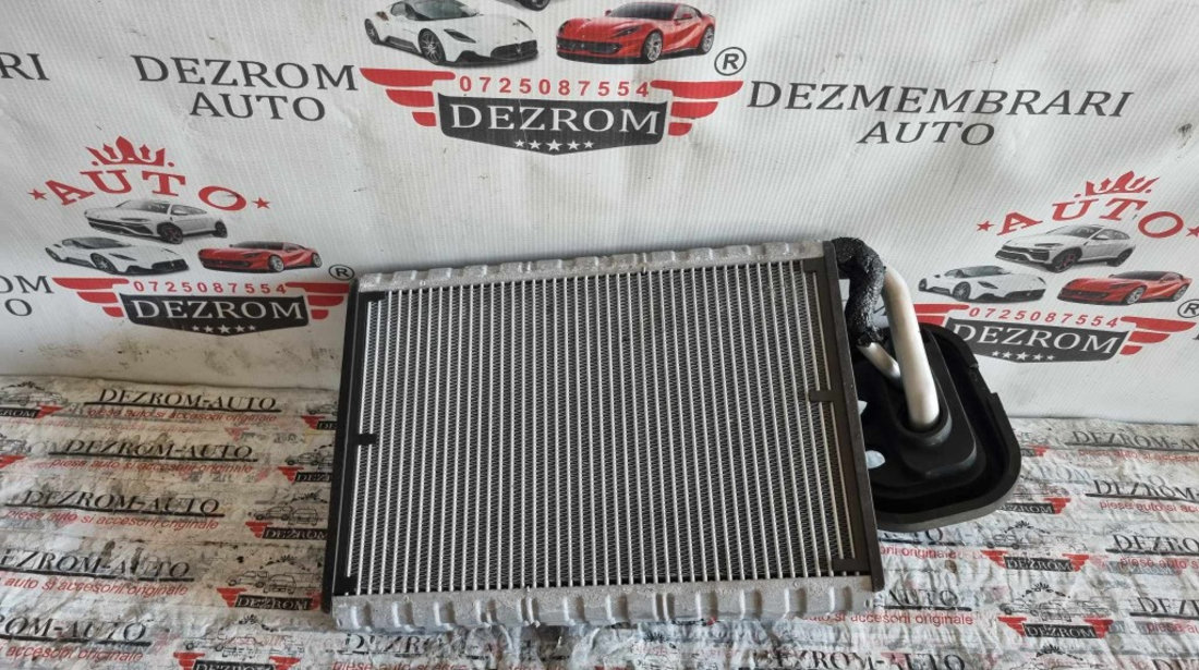 Radiator clima bord Mercedes-Benz C-Class Sedan (W204) 200 1.8 Kompressor cod piesa : 2128300284