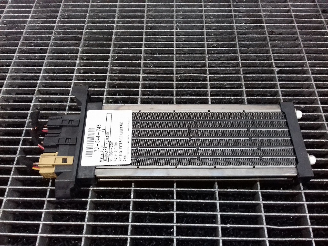 RADIATOR INCALZIRE AUDI A4 A4 2.0 TDI - (2004 2007)