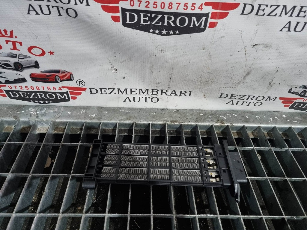Radiator incalzire auxiliara Renault Megane III cod piesa : t1001732a