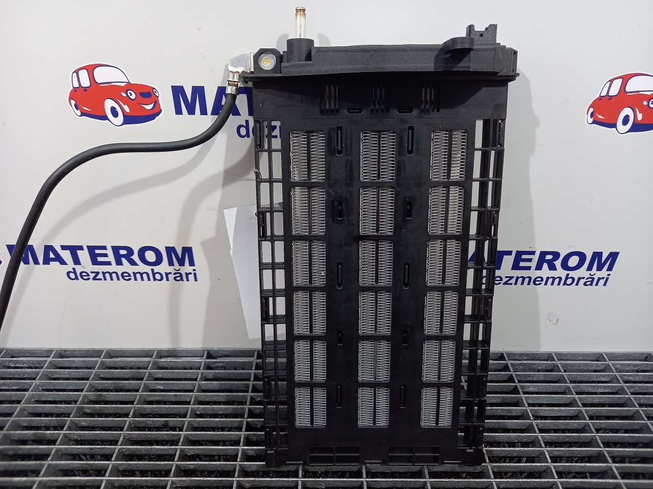 RADIATOR INCALZIRE BMW SERIA 1 E 87 SERIA 1 E 87 - - (2007 2011)