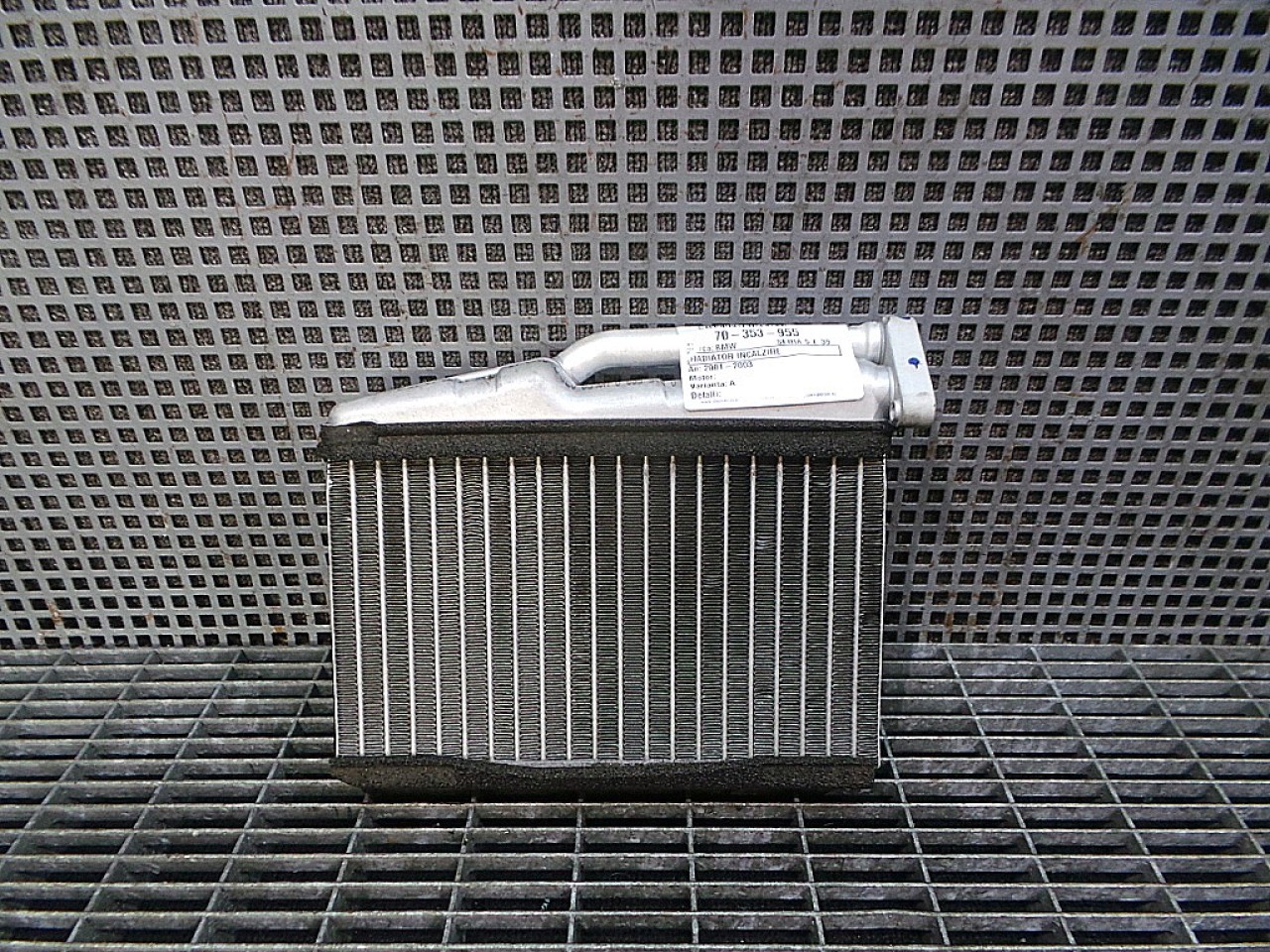 RADIATOR INCALZIRE BMW SERIA 5 E 39 SERIA 5 E 39 - - (2000 2003)