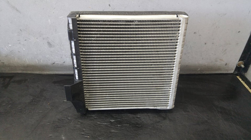 Radiator incalzire bord habitaclu vw golf 6 5k1 3c1820103b 4460103375