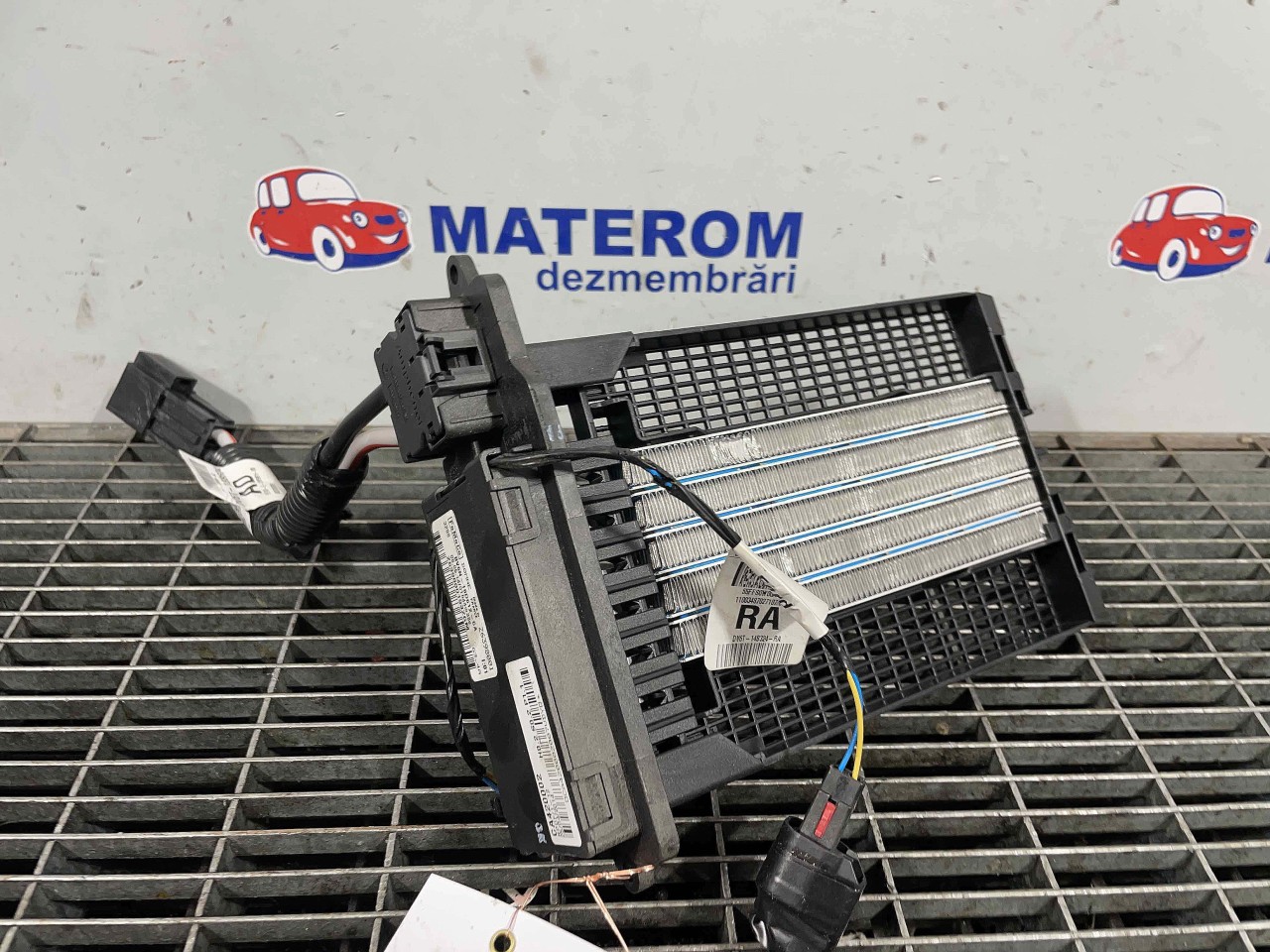 RADIATOR INCALZIRE FORD KUGA - - (2012 2019)