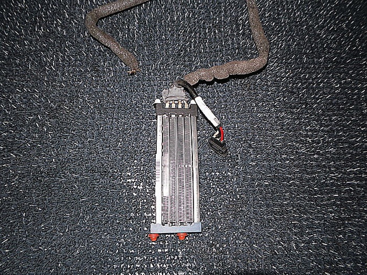 RADIATOR INCALZIRE VW PASSAT PASSAT - - (2000 2004)