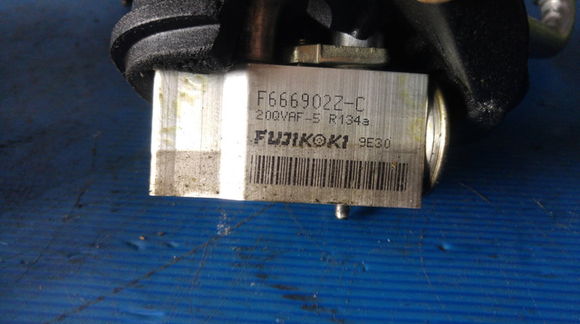 Radiator incalzitor clima bord audi a3 8p vw golf 5 f666902z-c