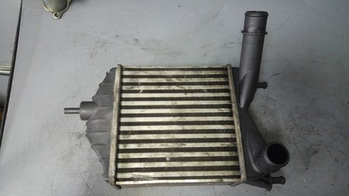 Radiator intercooler 1.3 d multijet 188a9000 fiat doblo fiat idea lancia musa 847850000