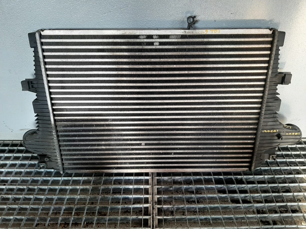Radiator intercooler 1.9 jtd alfa romeo 159 50507299