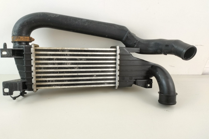 Radiator Intercooler 13128926 Opel Zafira B [2005 - 2010]