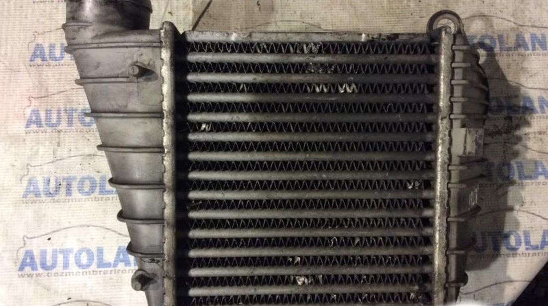 Radiator Intercooler 1j0145805d Cu Colier, fara Loc Senzor Skoda OCTAVIA 1U2 1996-2010