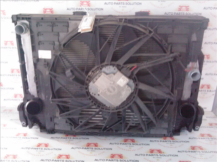 Radiator intercooler 2.0 D BMW F10 an fabr.2012