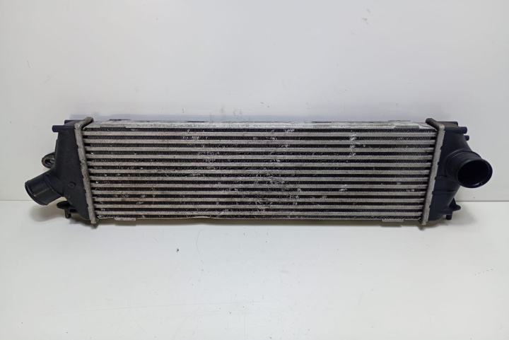 Radiator intercooler 8200411160 Renault Trafic