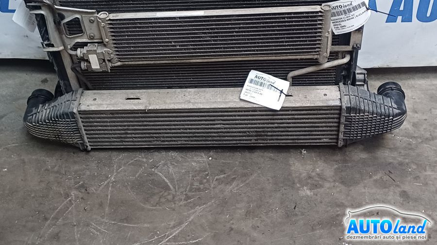 Radiator Intercooler A2045000100 2.2 CDI Mercedes-Benz E-CLASS W212 2009