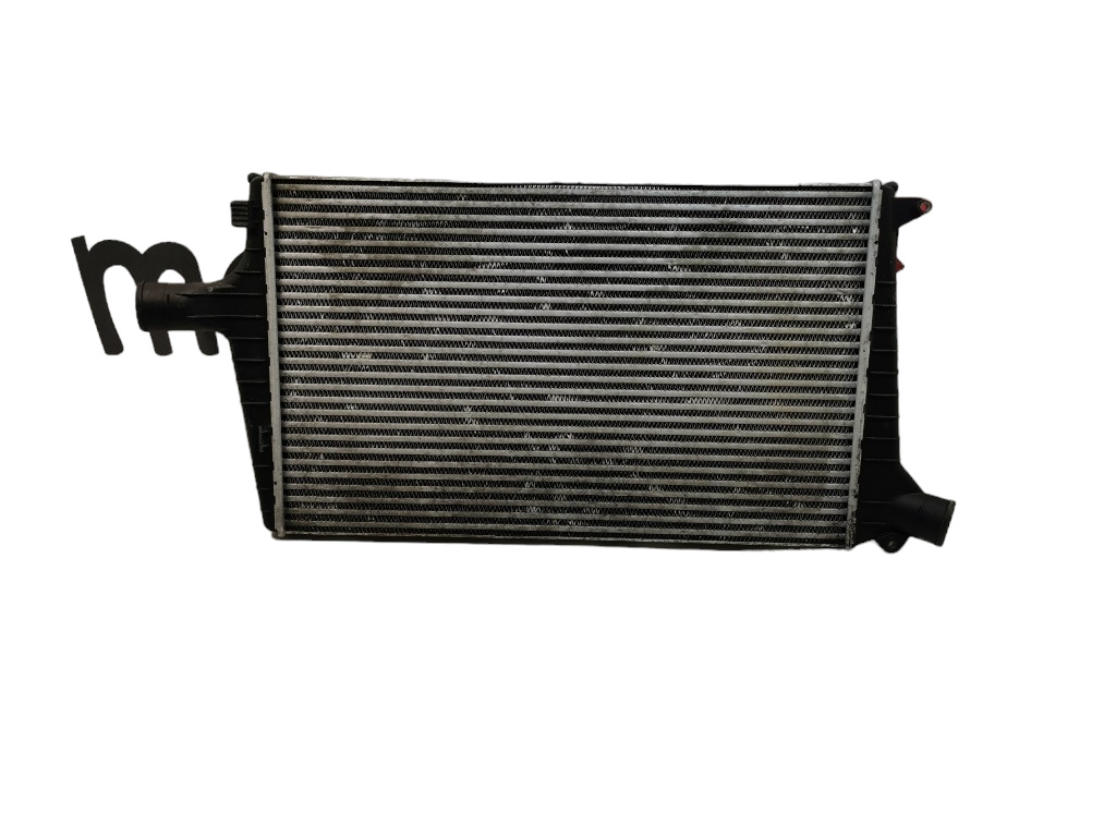 Radiator intercooler A6 C5 Avant (4B5) 150 180 CP 4B0145805A OEM 4B0145805A