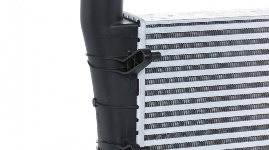 Radiator Intercooler Am Audi A4 B7 2004-2008 8E0145805F