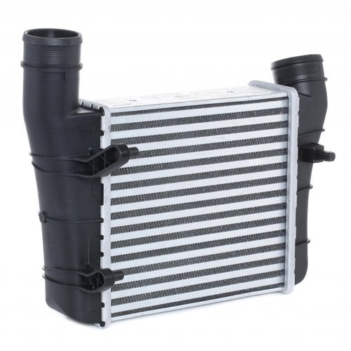 Radiator Intercooler Am Audi A4 B7 2004-2008 8E0145805F