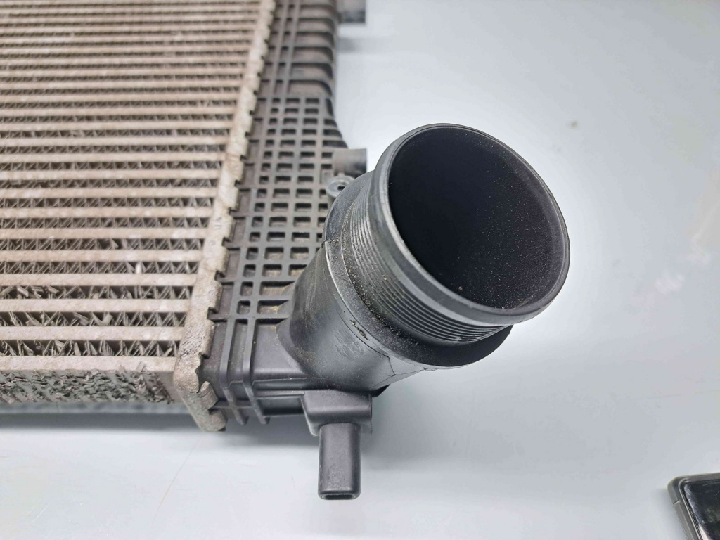 Radiator intercooler Audi A3 Sportback (8PA) [Fabr 2004-2013] Facelift 1K0145803BM 1.6 TDI CAYC 77KW / 105CP 1.6 TDI CAYC 77KW / 105CP