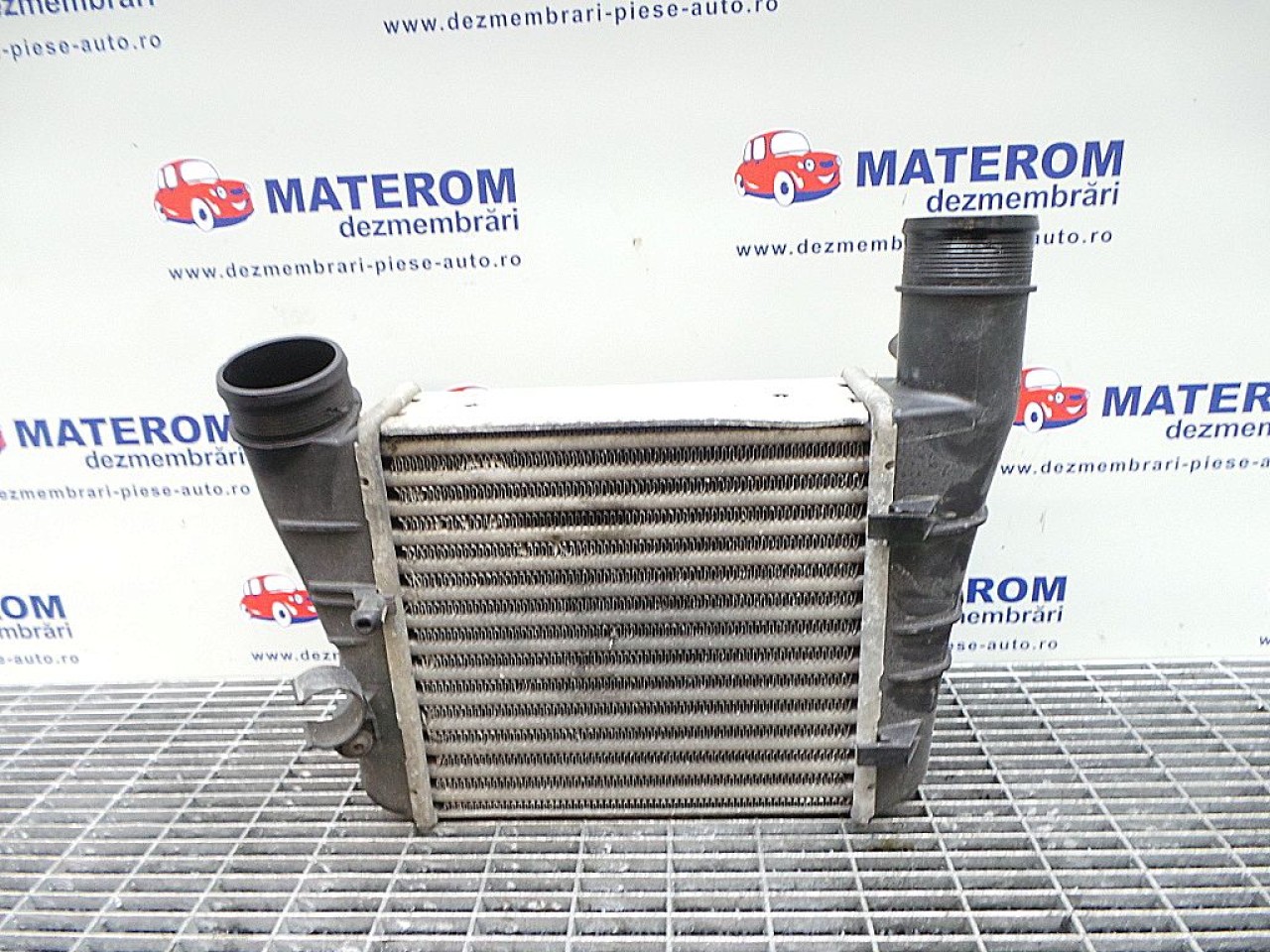 RADIATOR INTERCOOLER AUDI A4 A4 2.0 TDI - (2004 2007)