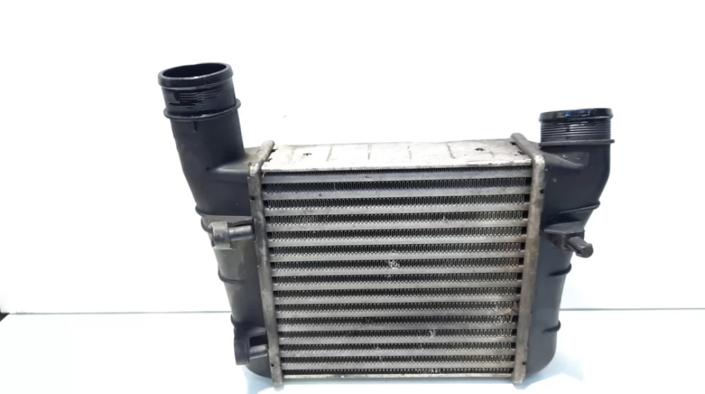 Radiator intercooler AUDI A4 Avant - COD 8E0145805S