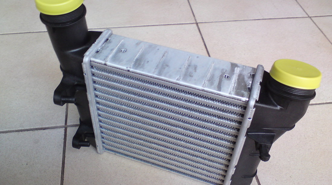 Radiator Intercooler Audi A4 B7 1.9 / 2.0 Tdi  8E0 145 805 S / 8E0145805S