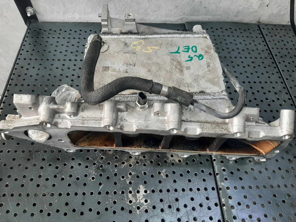 Radiator intercooler audi q5 a4 b9 2.0 tdi det 04l129766as