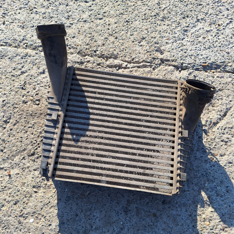 Radiator Intercooler Audi Q7 (4L) 2006-2015 3.0 Tdi Bug Motorina