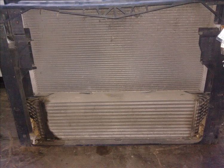 Radiator intercooler BMW F10 2.0 d an fabr. 2014