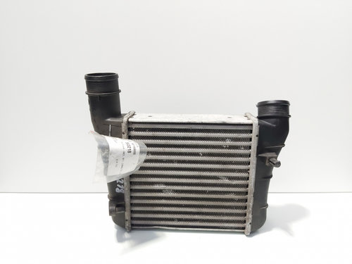 Radiator intercooler, cod 8E0145805S, Audi A4 Avant (8ED, B7), 2.0 TDI, BPW (id:593218)