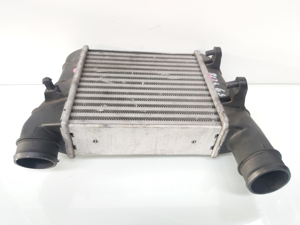 Radiator intercooler, cod 8E0145805S, Audi A4 Avant (8ED, B7), 2.0 TDI, BPW (id:694125)