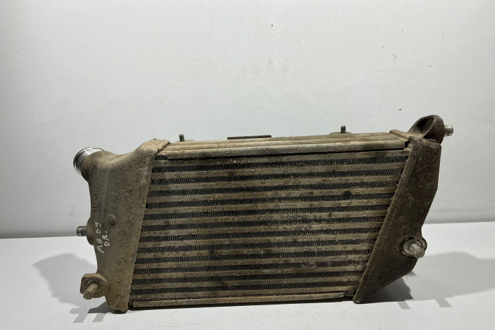 Radiator intercooler dreapta 3.0 TDI 4E0145806F Audi A8 D3/4E [facelift] [2005 - 2007]