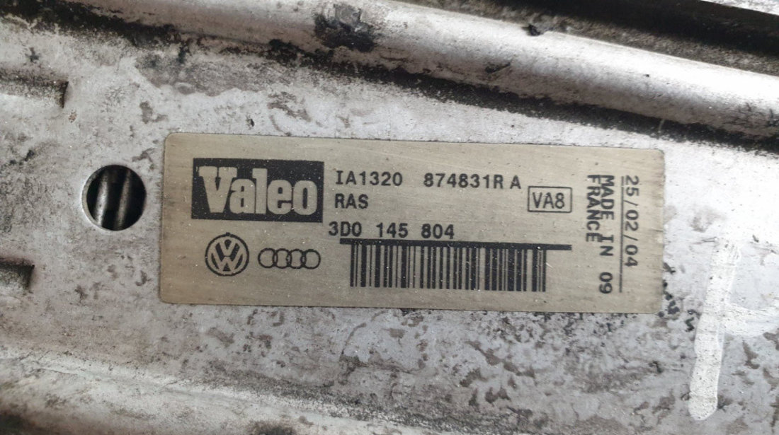 Radiator intercooler dreapta original Valeo VW Phaeton 5.0 V10 TDI 4motion 313 cai cod : 3D0145804