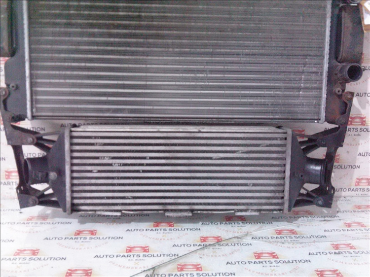 Radiator intercooler IVECO DAILY 2.3 D an fabr 2008