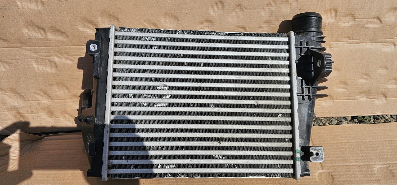 Radiator intercooler Opel Vivaro / Toyota Proace / Peugeot Expert 1.6 HDI 2019 2020 2021 2022 2023