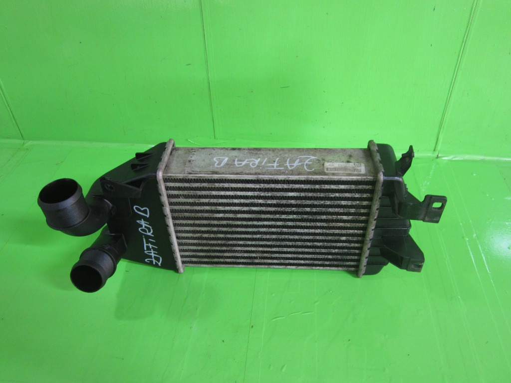 RADIATOR INTERCOOLER OPEL ZAFIRA B 1.7 CDTI 83KW 110CP FAB. 2005 - 2014 ⭐⭐⭐⭐⭐