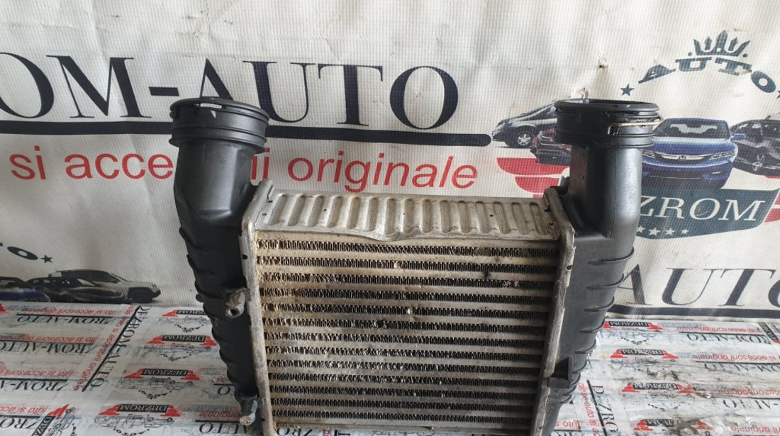 Radiator intercooler original VW Passat B5.5 1.9 TDI 101 cai cod piesa : 8D0145805C