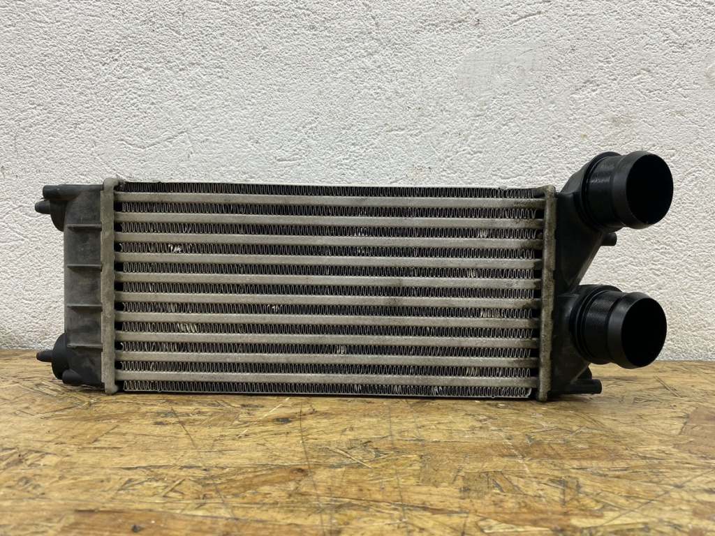 Radiator intercooler Peugeot 308 1.6 e~hdi 2012 sedan 2012 (9684212480)