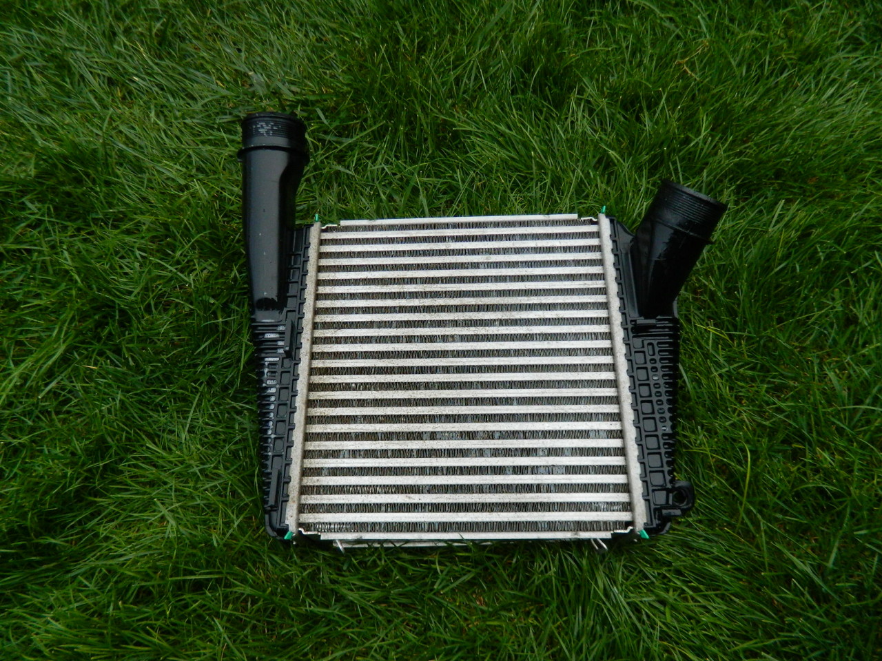 Radiator intercooler Porsche Panamera 971 cod 971145804H