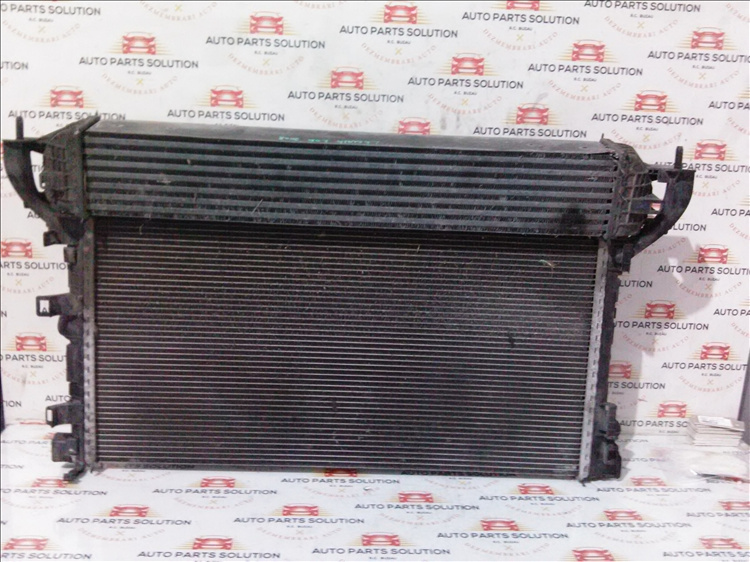 Radiator intercooler Renault LAGUNA 3. 2.0 D, an fabr. 2008